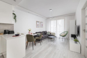 ECRU 1-Bedroom Apartment with Parking and Balcony